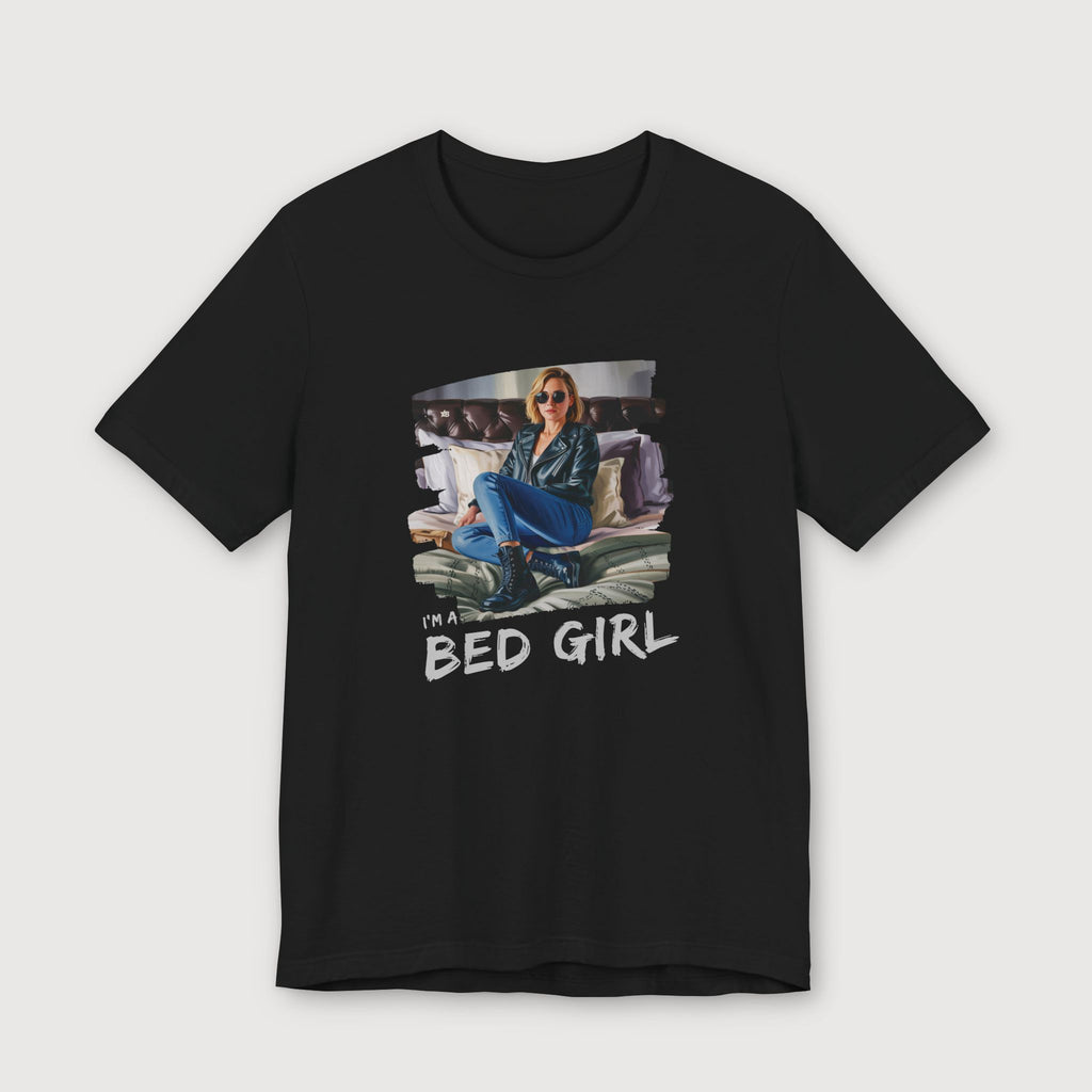I'm a Bed Girl - Golden Flame - T-Shirt