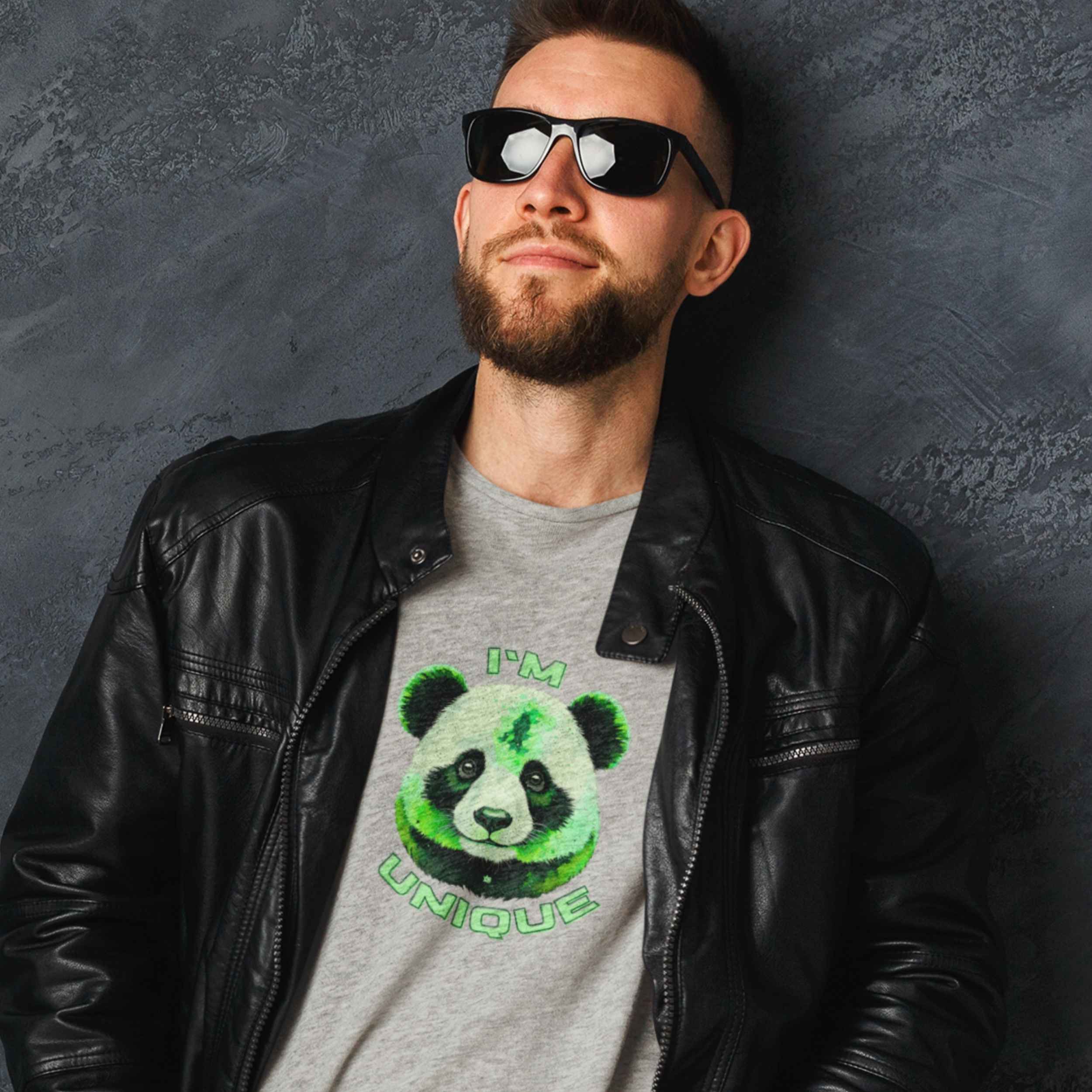 I'm Unique - Green Panda - T-Shirt